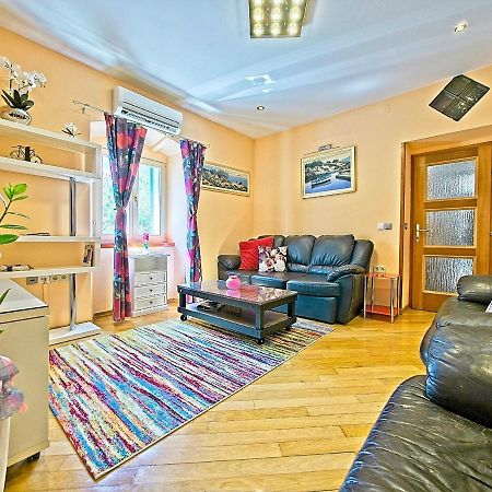 Nina Apartment Σπλιτ Εξωτερικό φωτογραφία
