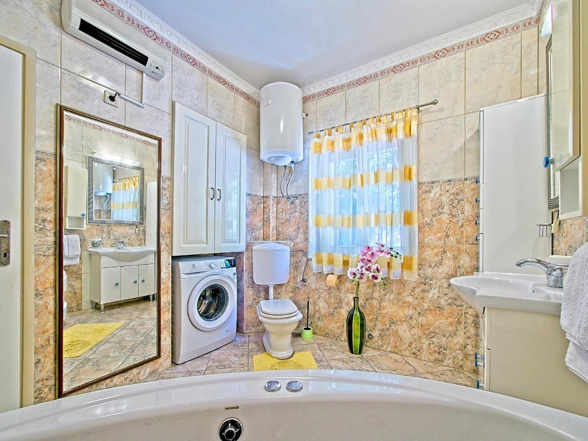 Nina Apartment Σπλιτ Εξωτερικό φωτογραφία